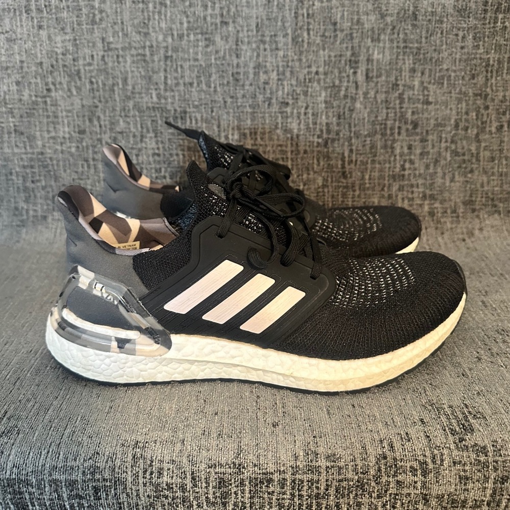 Adidas Ultraboost 20 Men Size 10 Black White Camo  Primeblue Running Shoes